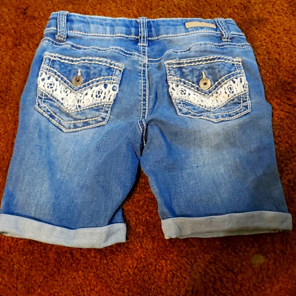 Shorts - Picture 2 of 2